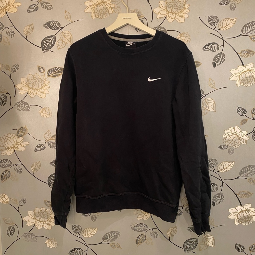 Nike Crew Neck - Picture 1 of 6